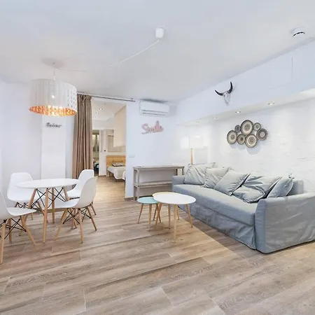 Singular By Eurotels - Juvenil Hostel Palma de Mallorca