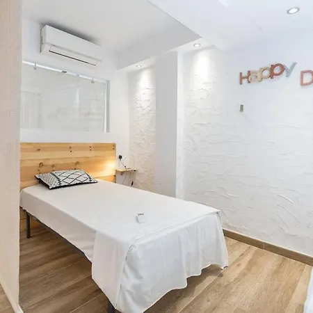 Singular By Eurotels - Juvenil Hostel